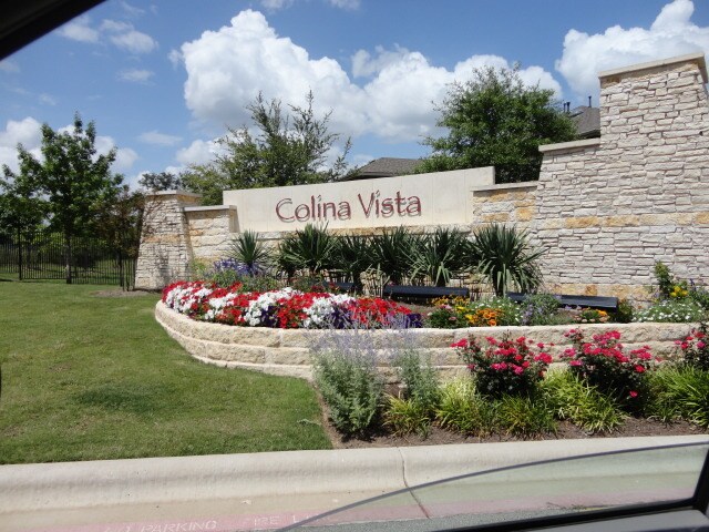 Building Photo - 7500 Colina Vista Loop