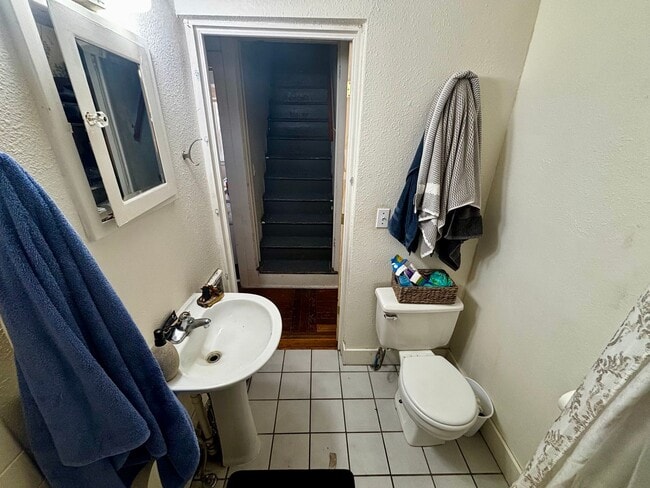 Building Photo - 617 S Jefferson St