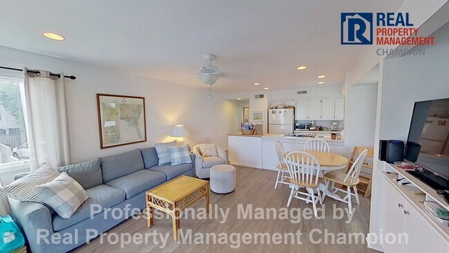 Building Photo - Furnished Year Round Rental One Block from Ocean on Wrightsville Beach