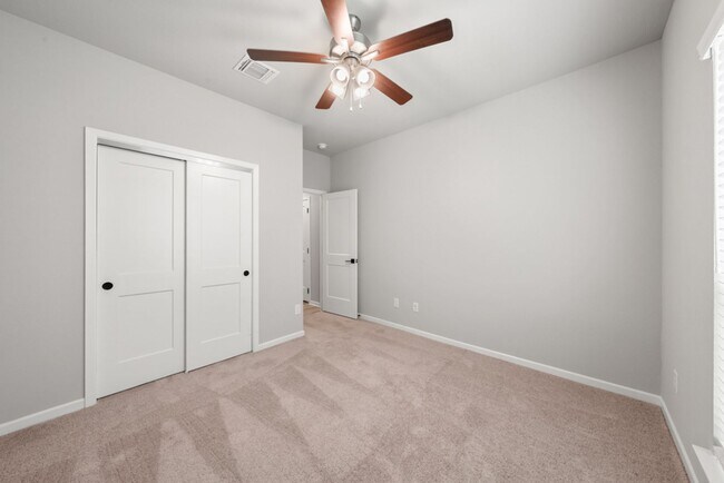 Building Photo - Brand New Home for Rent in North Pointe – ...