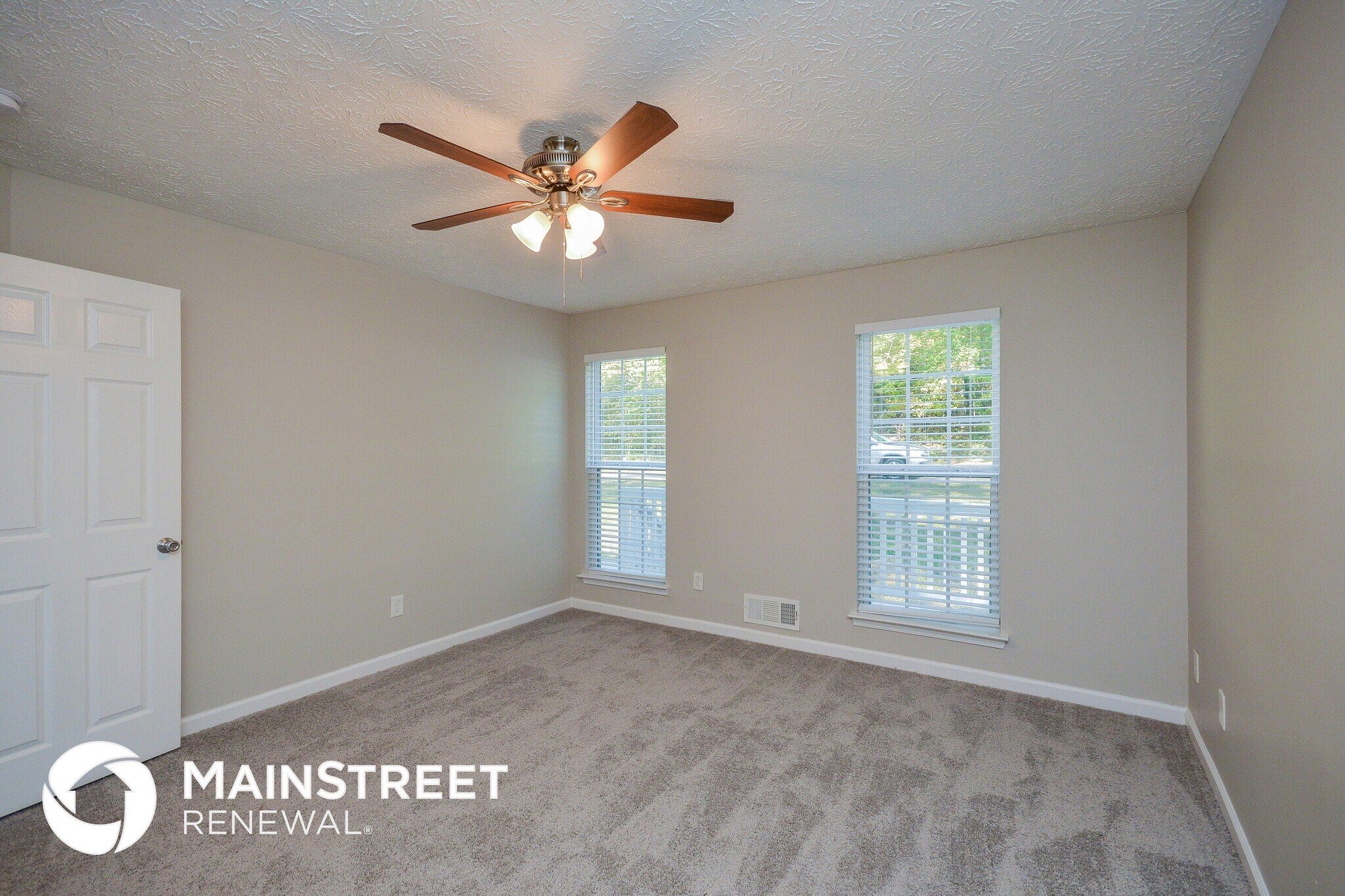 Building Photo - 40 Jill Ln