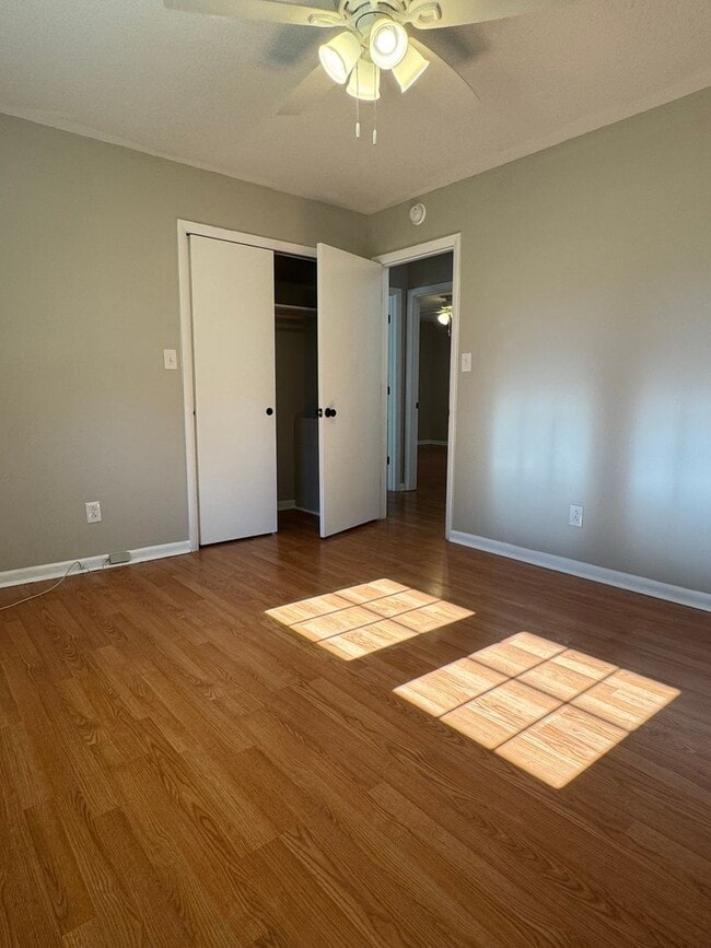 Building Photo - Darling on Deborah