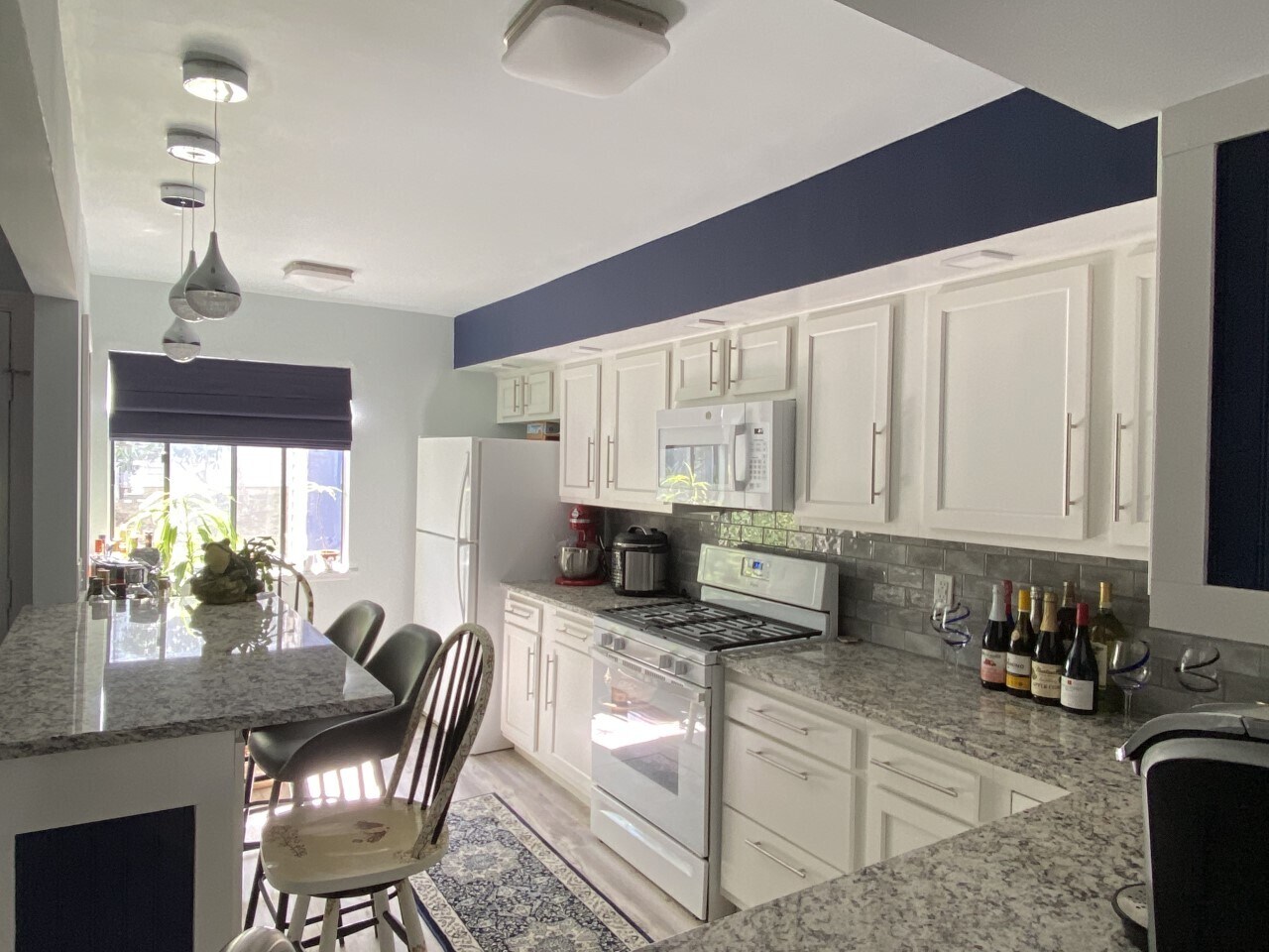 Kitchen with Granite counters and new cabinets - 4 Staunton Ct