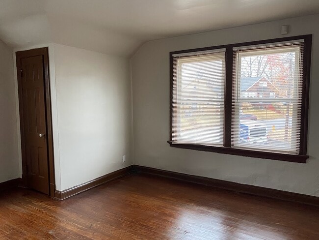 Building Photo - 4218 Edgewood Blvd