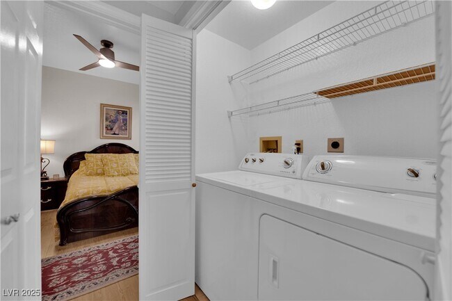 Building Photo - 1419 Santa Margarita St