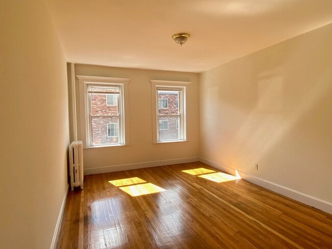 Building Photo - 1290 Commonwealth Ave