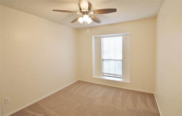 Building Photo - 1103 Hemlock Ct