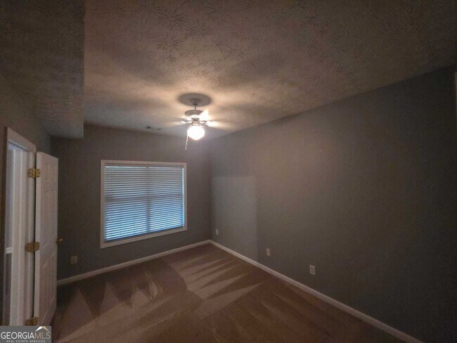 Building Photo - 323 Bald Eagle Way
