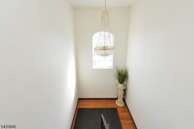 Building Photo - 100 Eastern Wy