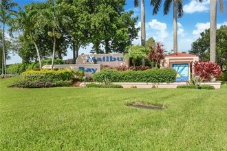 Building Photo - 746 NW 208th Way