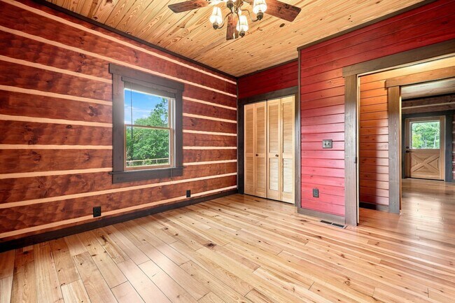 Building Photo - 5103 Hillmon Grove Rd