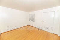 Building Photo - 3023 Yolo Ave