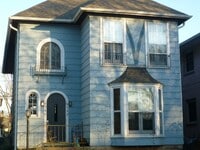 Building Photo - 4540 N Larkin St