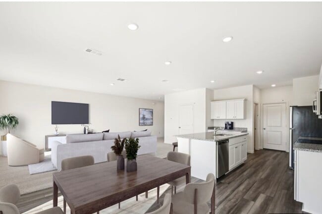 Building Photo - 6147 Emperor Pnes Trl