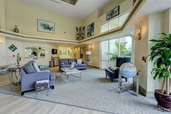 Building Photo - 210 NW Zanzibar Pl