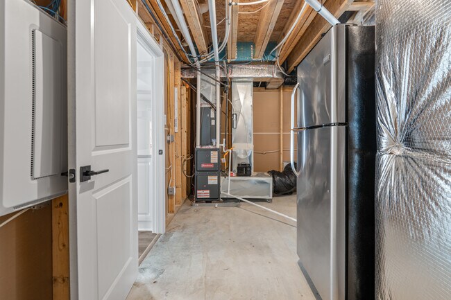 Building Photo - 16848 White Daisy Loop