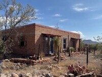 Building Photo - 2650 E Loma Alta Dr