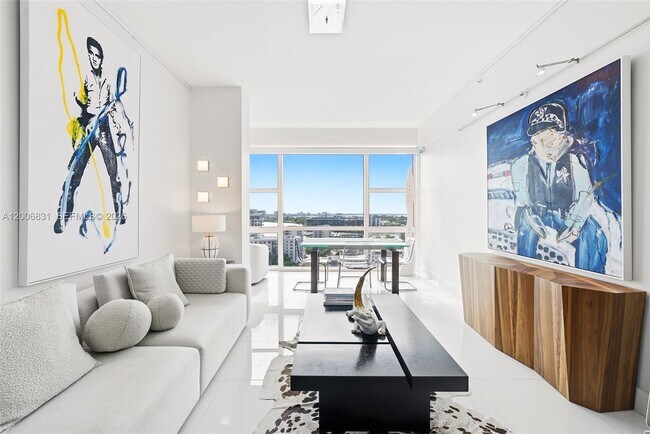 Building Photo - 6801 Collins Ave