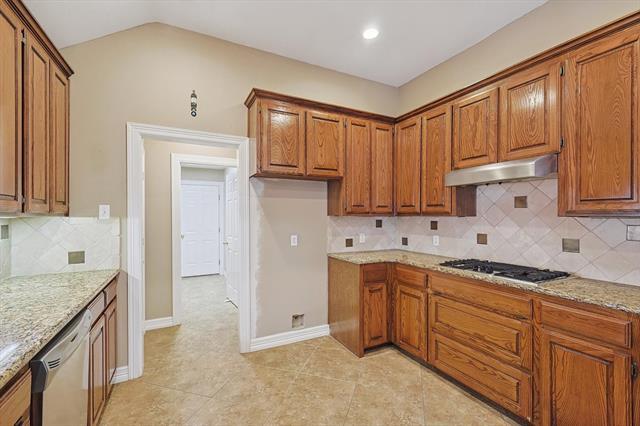 Building Photo - 7009 Oak Hills Ct