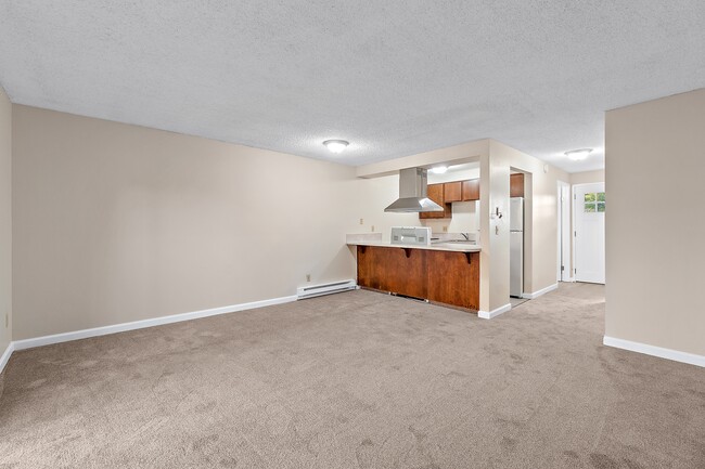 Building Photo - 325 N 29th Ave