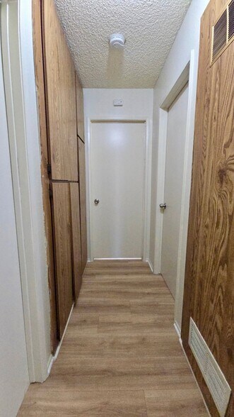 Building Photo - 5906 Challen Ave