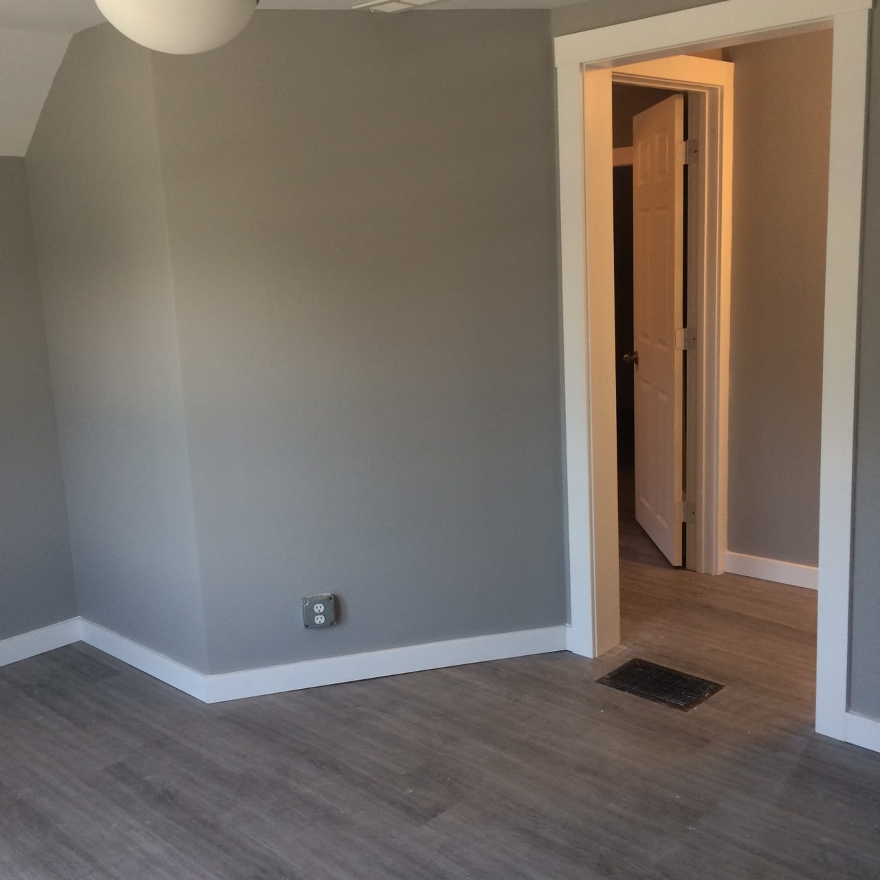 Building Photo - 1621-1623 Hyde Ave