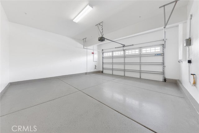 Building Photo - 16985 Raven St