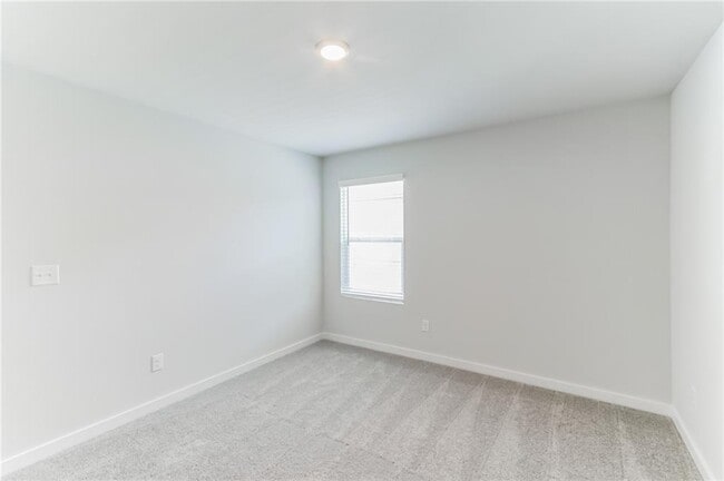 Building Photo - 727 Ruddy Dr