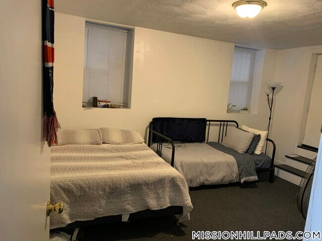 Building Photo - 61 S Huntington Ave