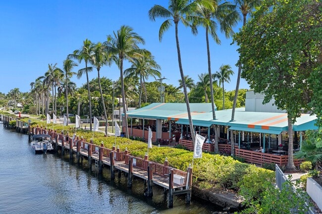 Building Photo - 226 Normandy Ln