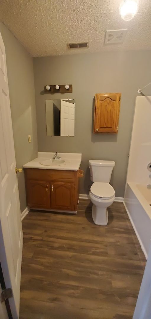 Building Photo - Madison Ann Lane Complex