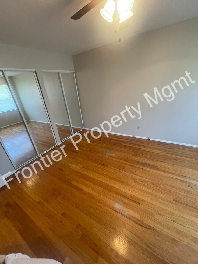 Building Photo - Coming Soon!! Quiet Affton 1bd/1ba Apartment!