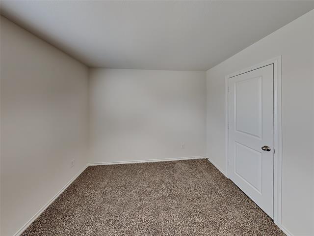 Building Photo - 713 Glover Dr