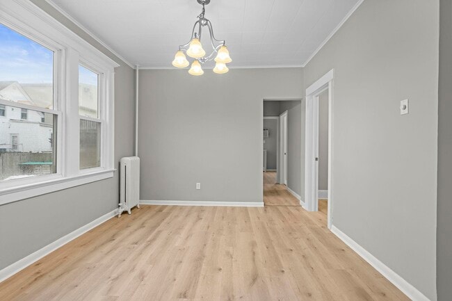 Building Photo - 736 2nd St