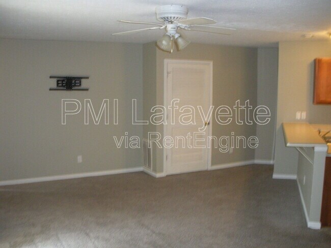 Building Photo - 3526 Bethel Dr