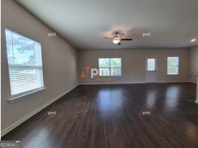 Building Photo - 122 Innis Brk Cir SW