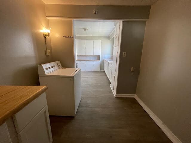 Building Photo - 144 W Broadway St