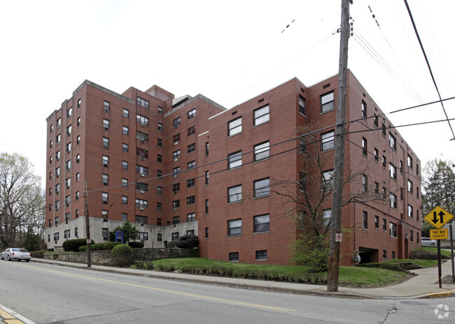 Building Photo - Avon Court