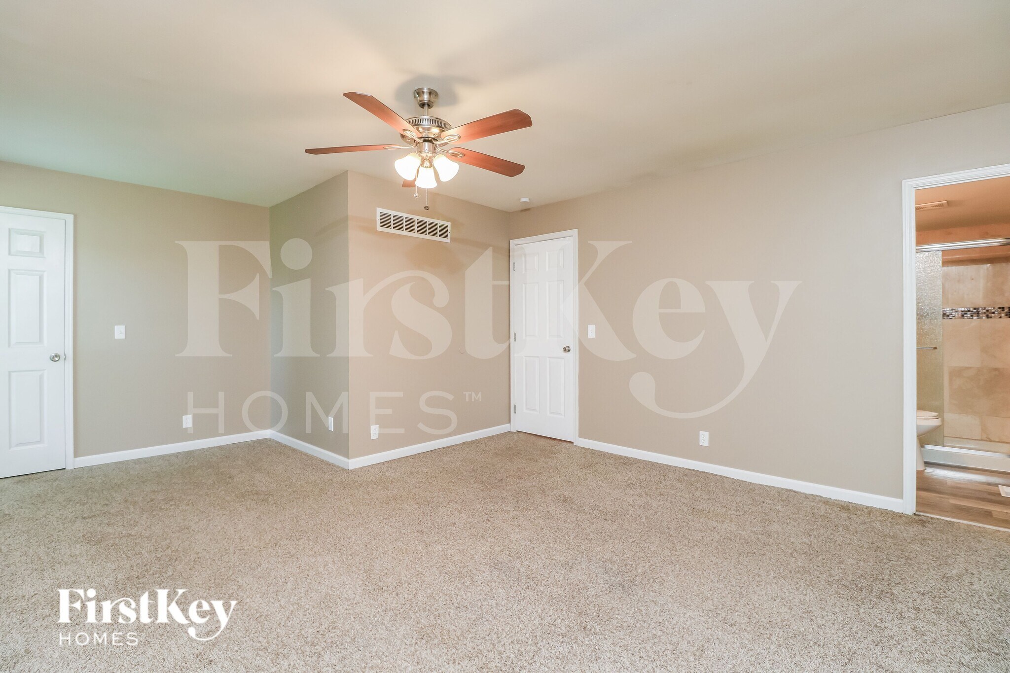 Building Photo - 3598 Whispering Woods Dr