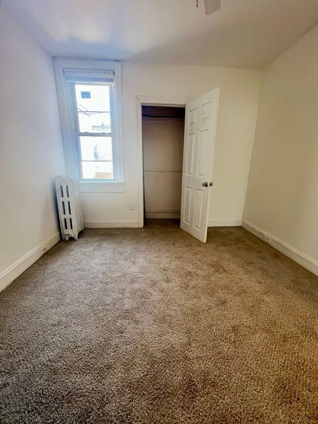 Building Photo - Gorgeous 3-Bedroom Townhome in Allegheny West! Available NOW!