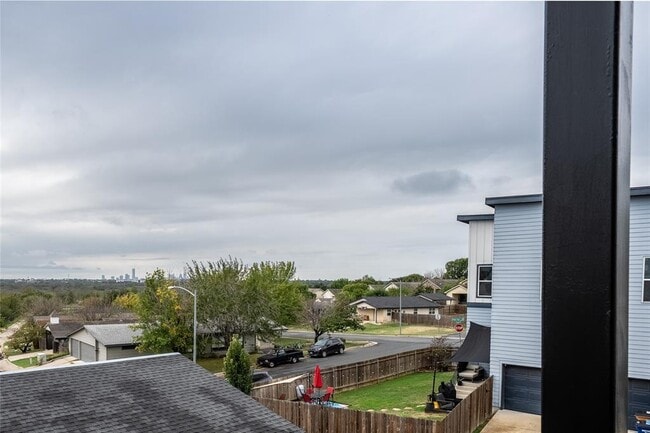 Building Photo - 5804 Toscana Ave