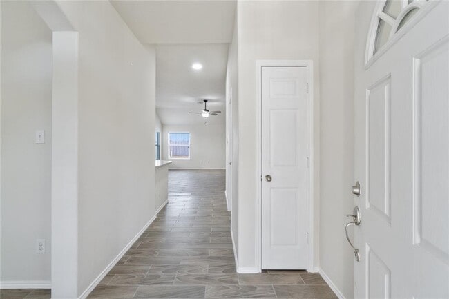 Building Photo - 2818 Lockeridge Pines Dr