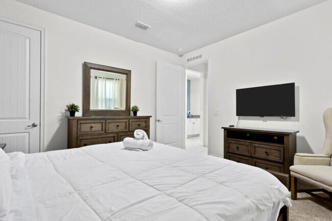 Building Photo - 320 Pendant Ct