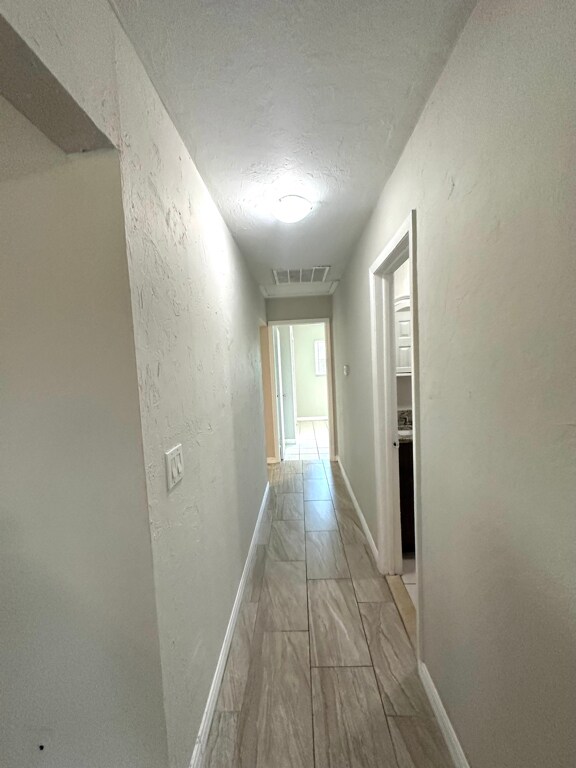 Building Photo - 8125 Winged Foot Dr