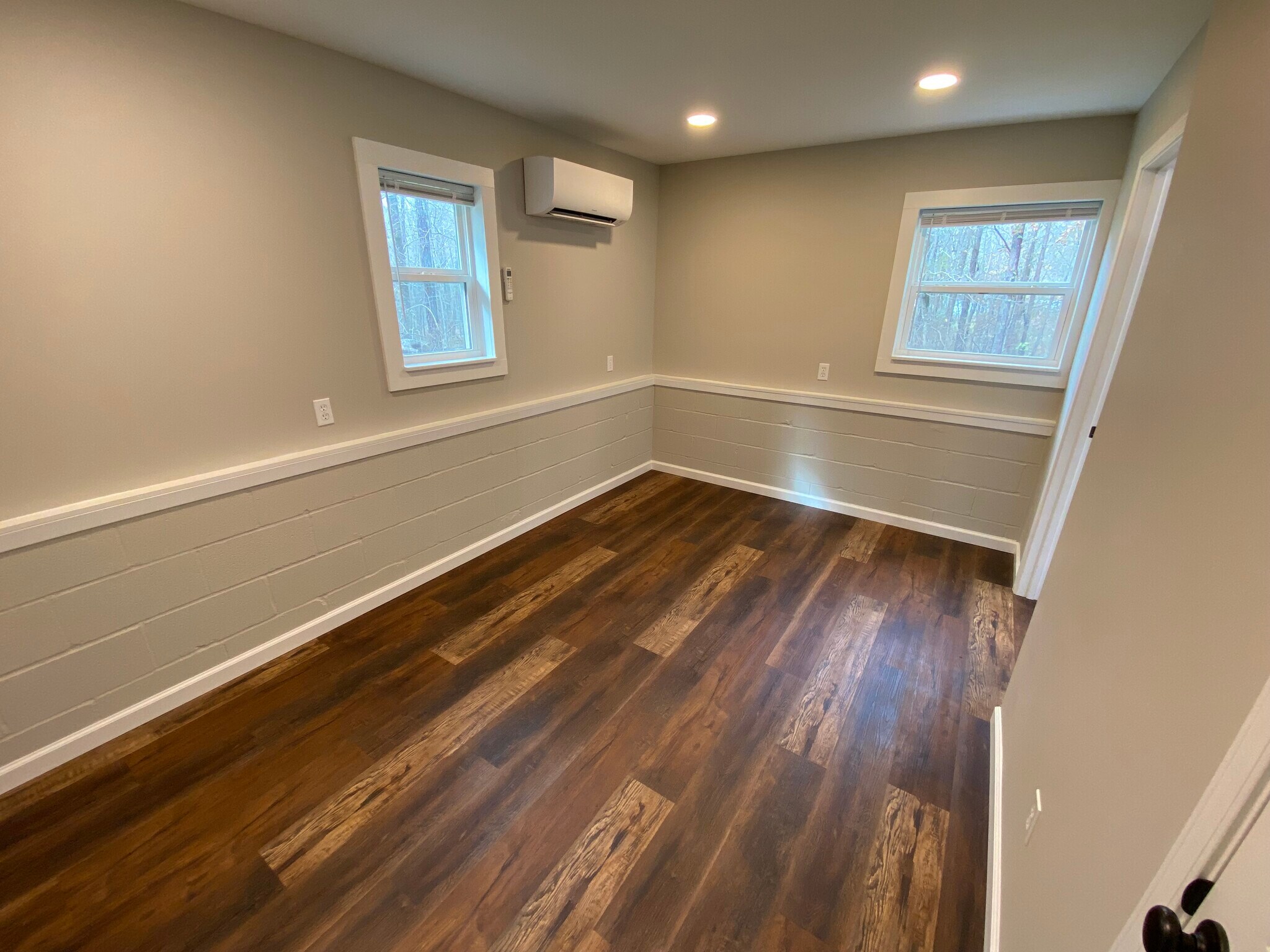 Bedroom - 2573 Hawkins Rd