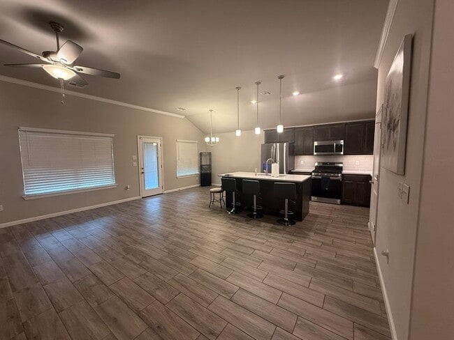 Building Photo - 7712 Windstone Dr