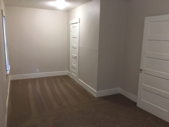 Building Photo - 2 Bedroom House In Laurel