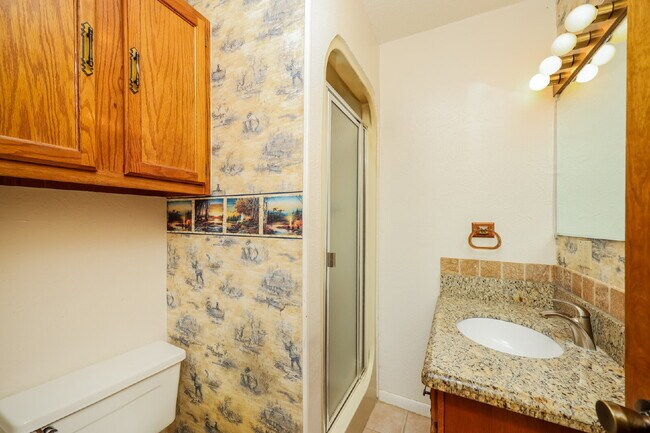 Building Photo - 534 Aspendale Dr