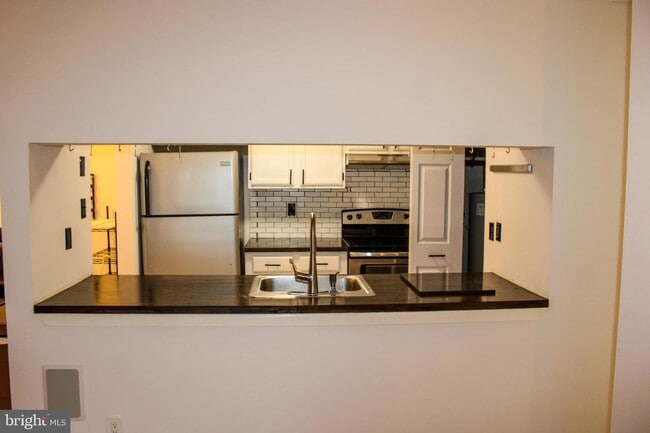 Building Photo - 2607A Auburn Ct