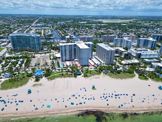 Building Photo - 111 N Pompano Beach Blvd